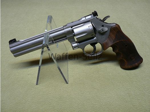 Smith & Wesson	 Match Master