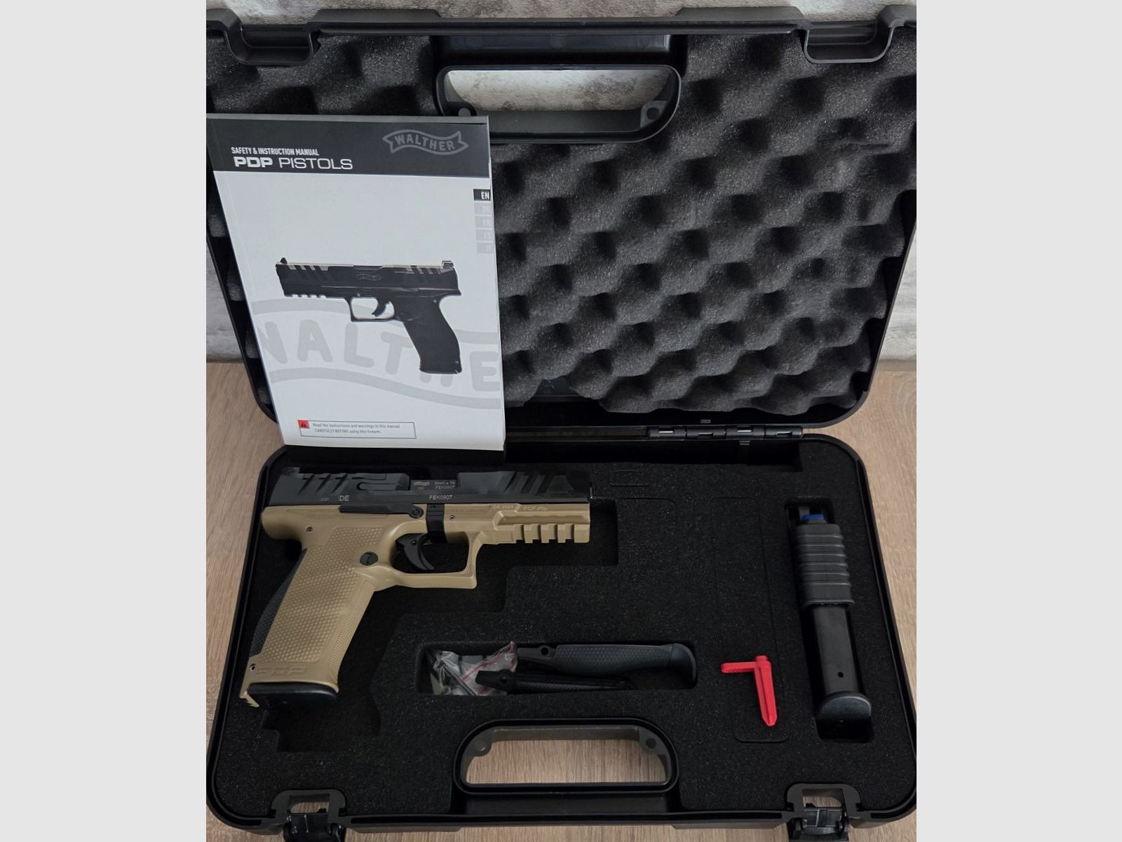 Pistole Walther PDP Fullsize V2 OR 4,5" FDE 9mm Luger