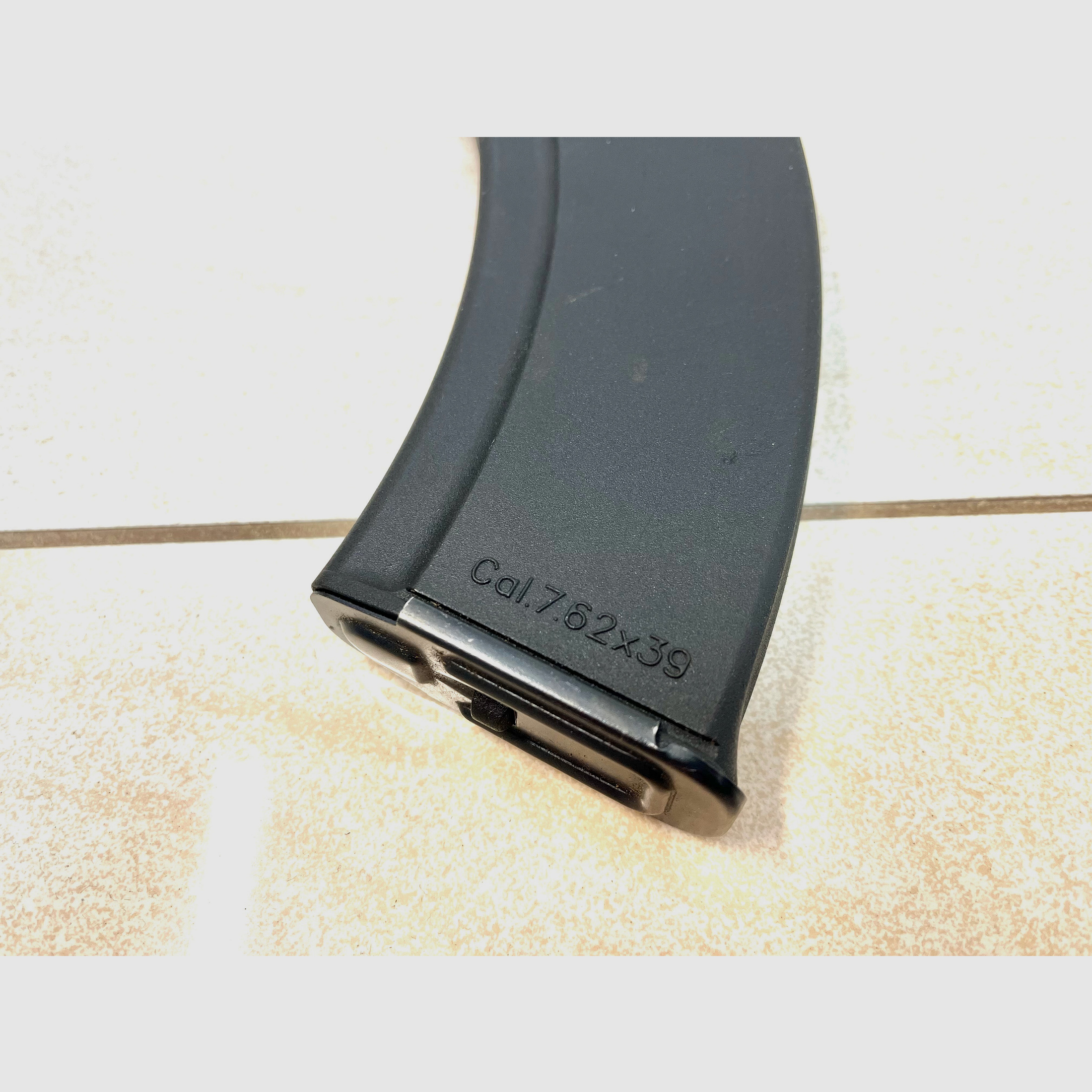 *** Kalaschnikov AK 47 / Yunker 40er DEKO Magazin Glatt 40 Schuss 7,62x39