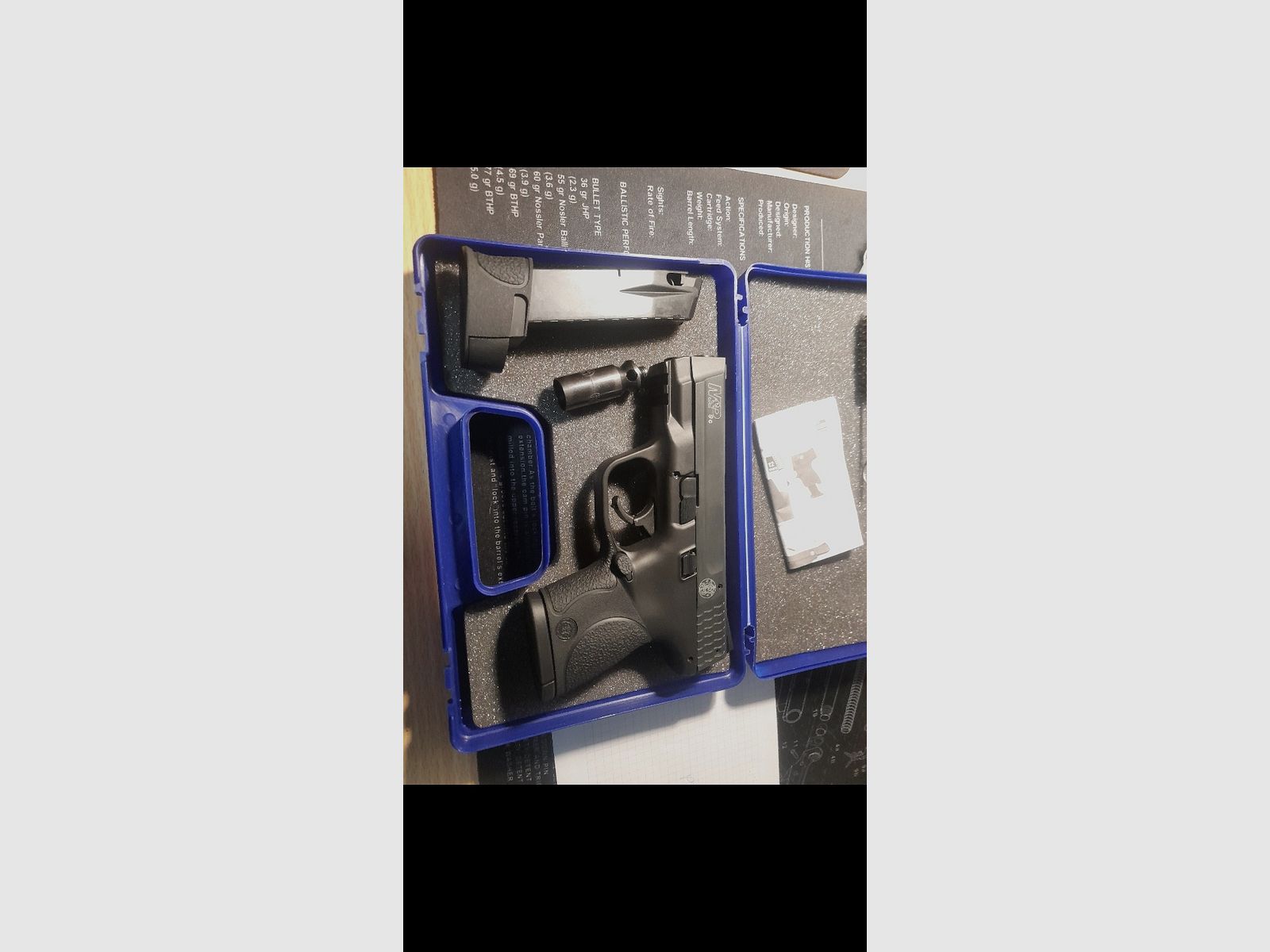Smith and Wesson Mp9C 9mm pak, image 1 sur 2