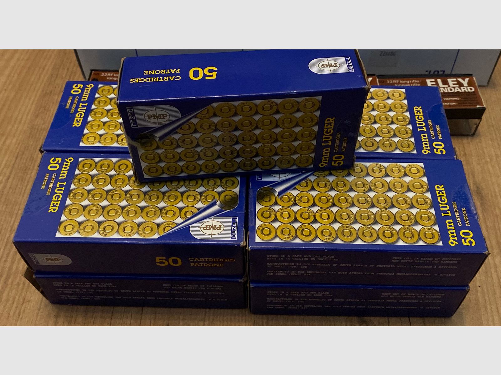 Verkaufe zwecks Hobbyaufgabe 450 Schuss 9 mm Luger vom Hersteller Denel PMP
