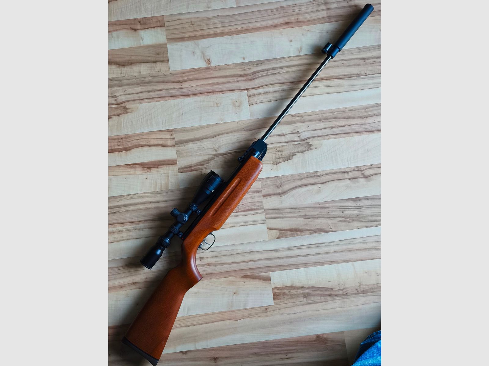 Weihrauch Gewehr HW35 incl. Schalldämpfer Kal. 4,5mm mit ZF 3-9x40