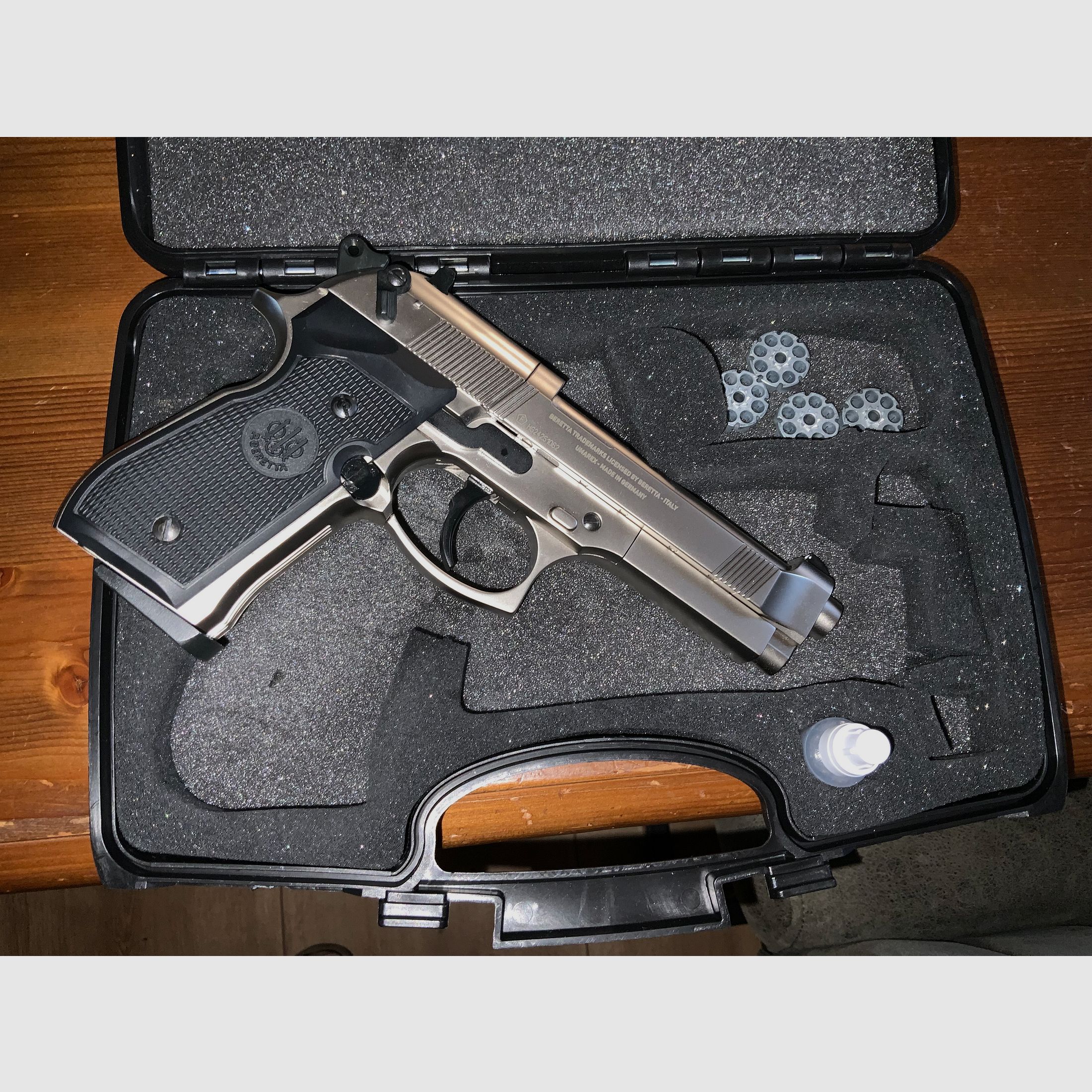 Luftpistole Beretta Mod. 97 FS 4,5mm Diabolo vernickelt