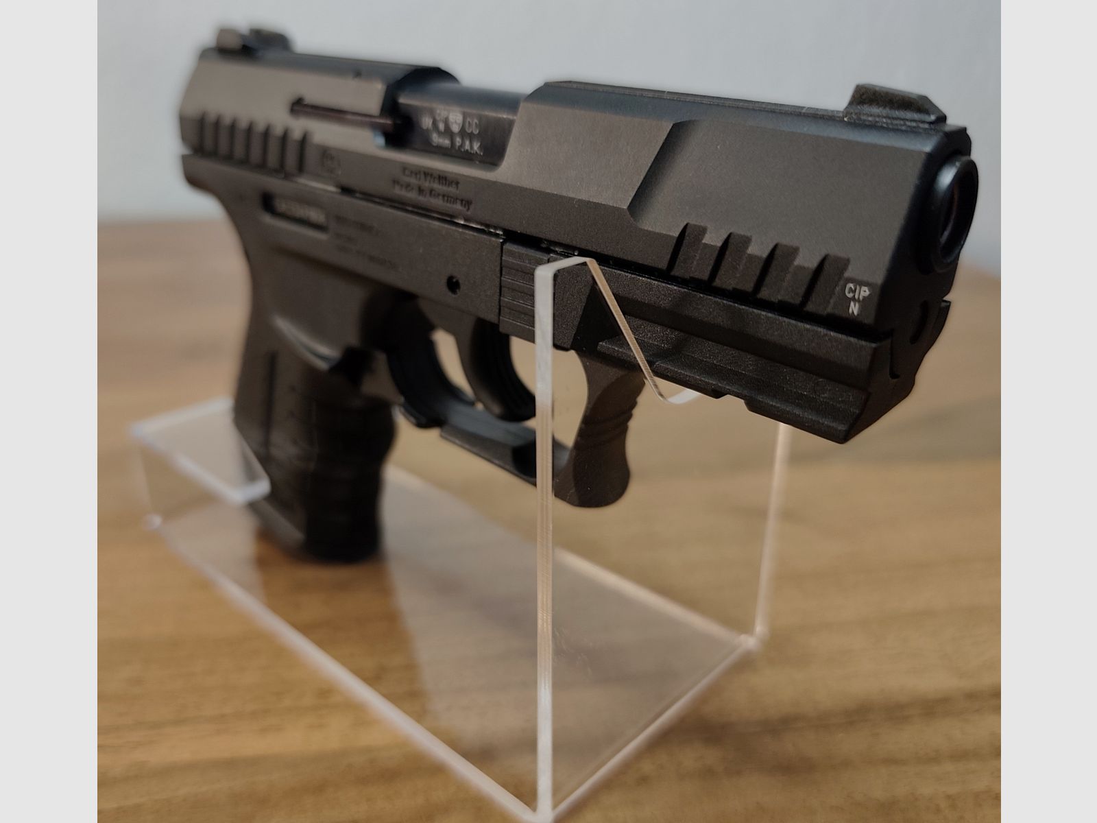 Walther P 22 czarny PTB 778 w stanie nowym OVP + amunicja