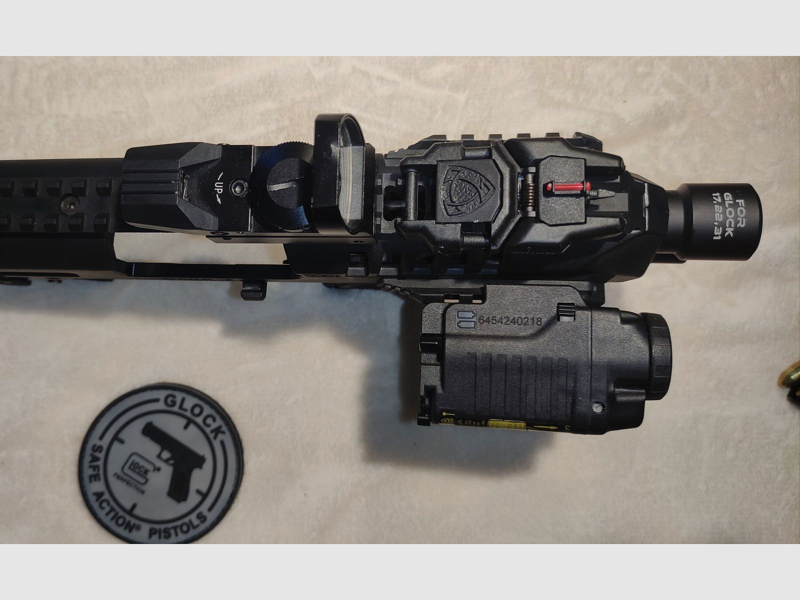 Glock17 Gen5 with accessories like new