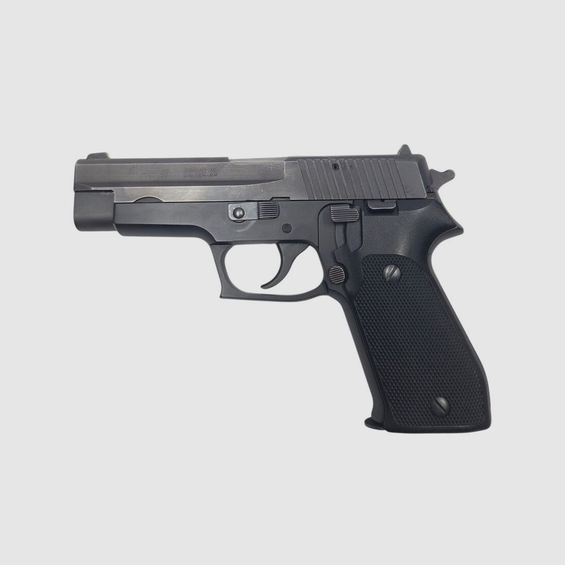 Sig Sauer P220