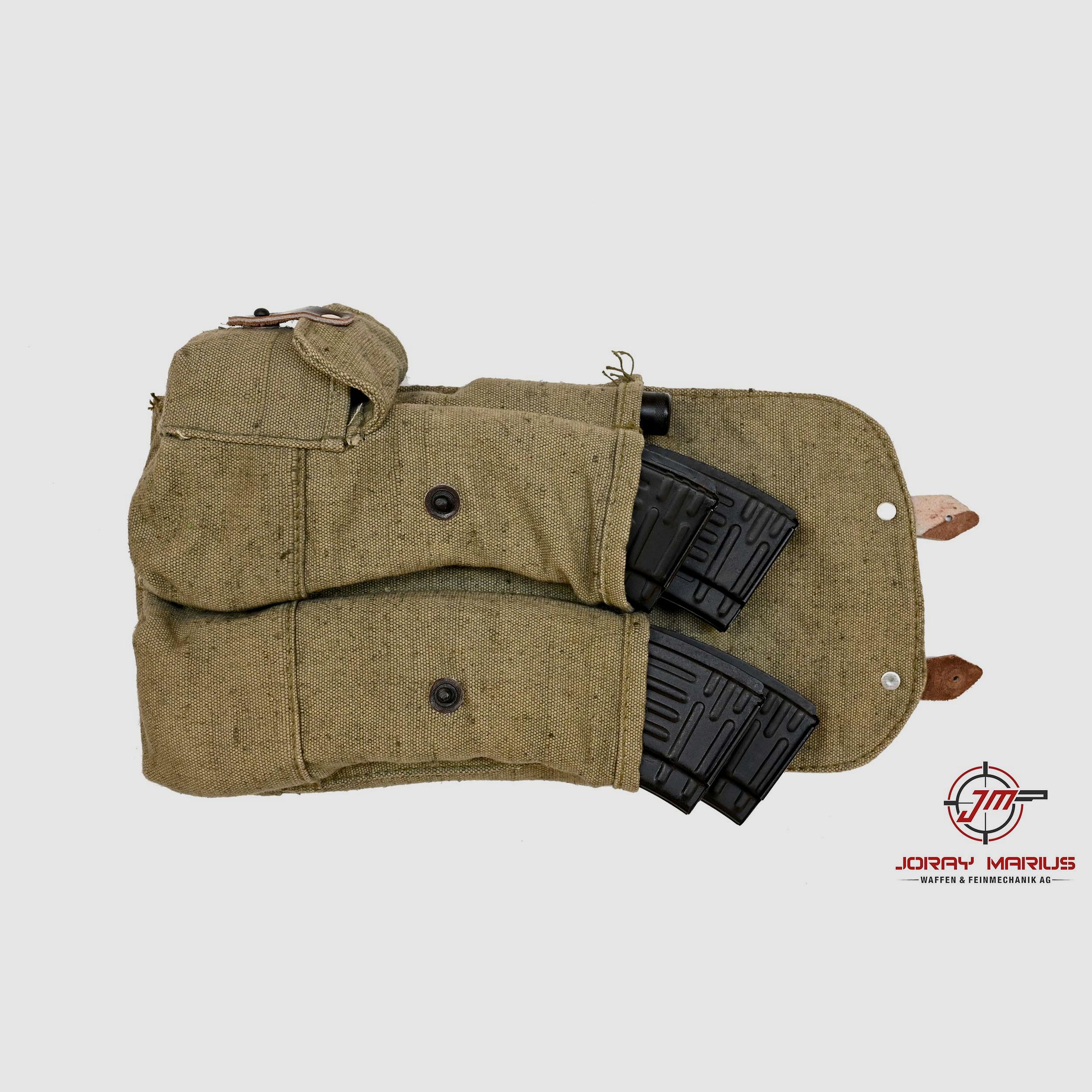 Kalaschnikov Magazintasche mit 4 Stahl Magazinen 7.62×39, 30-Schuss (Neuwertig)