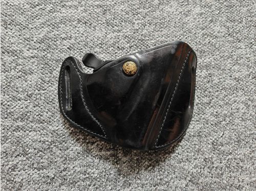 Bianchi Model 82 leather belt holster for Heckler & Koch P7 / PSP / Umarex SP 9 / IWG SP 9 with safety lever to prevent removal