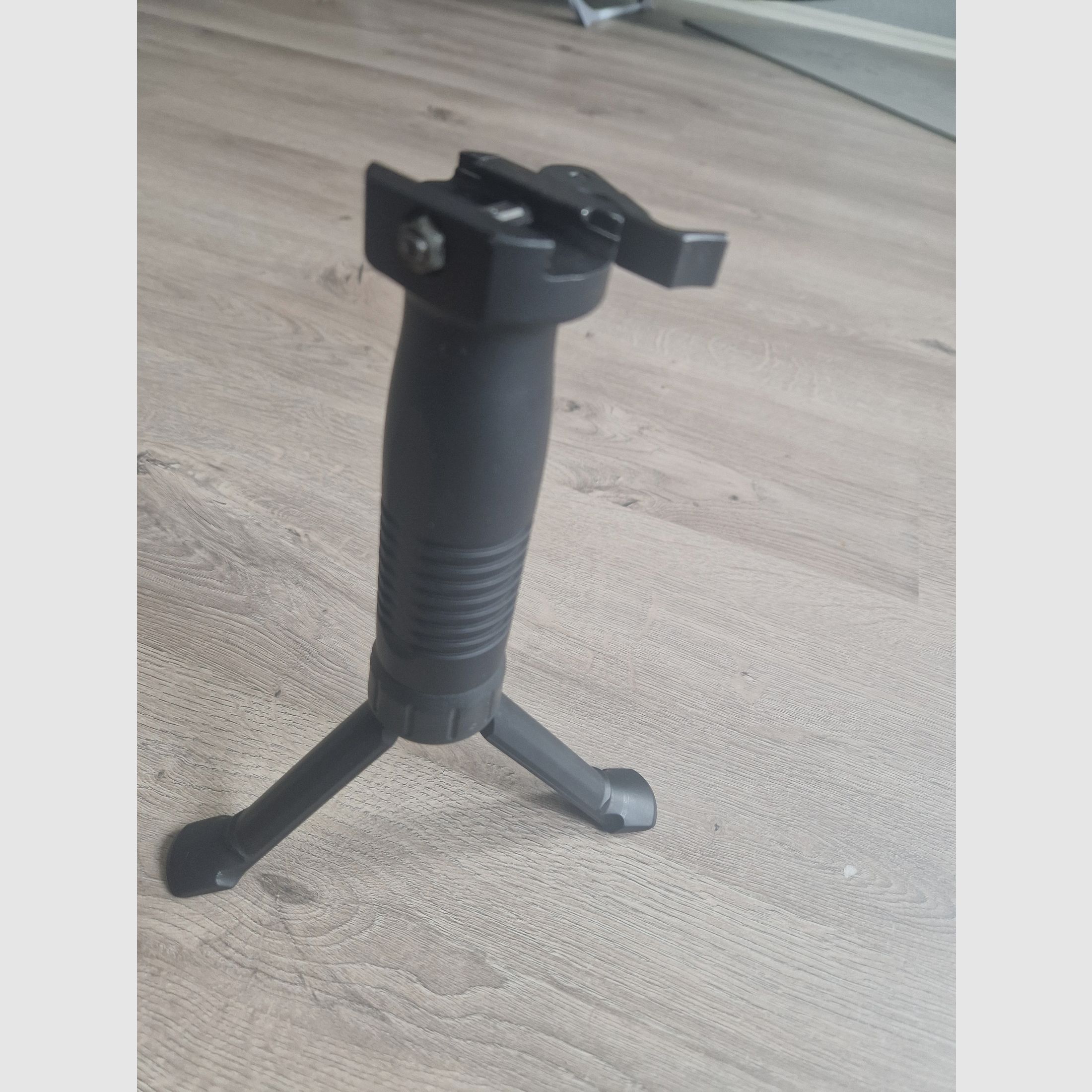 Sturmgriff mit Zweibein Heckler&Koch 