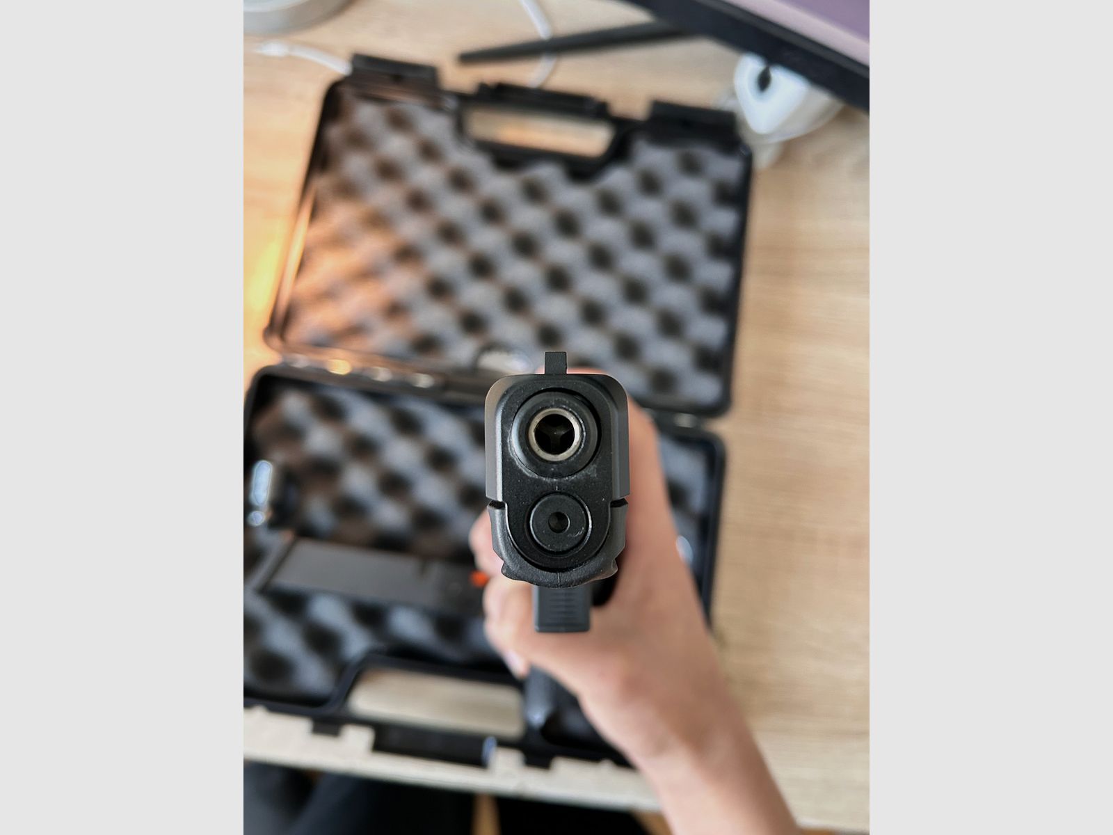 Glock 17 Gen. 5 blank firing pistol Umarex