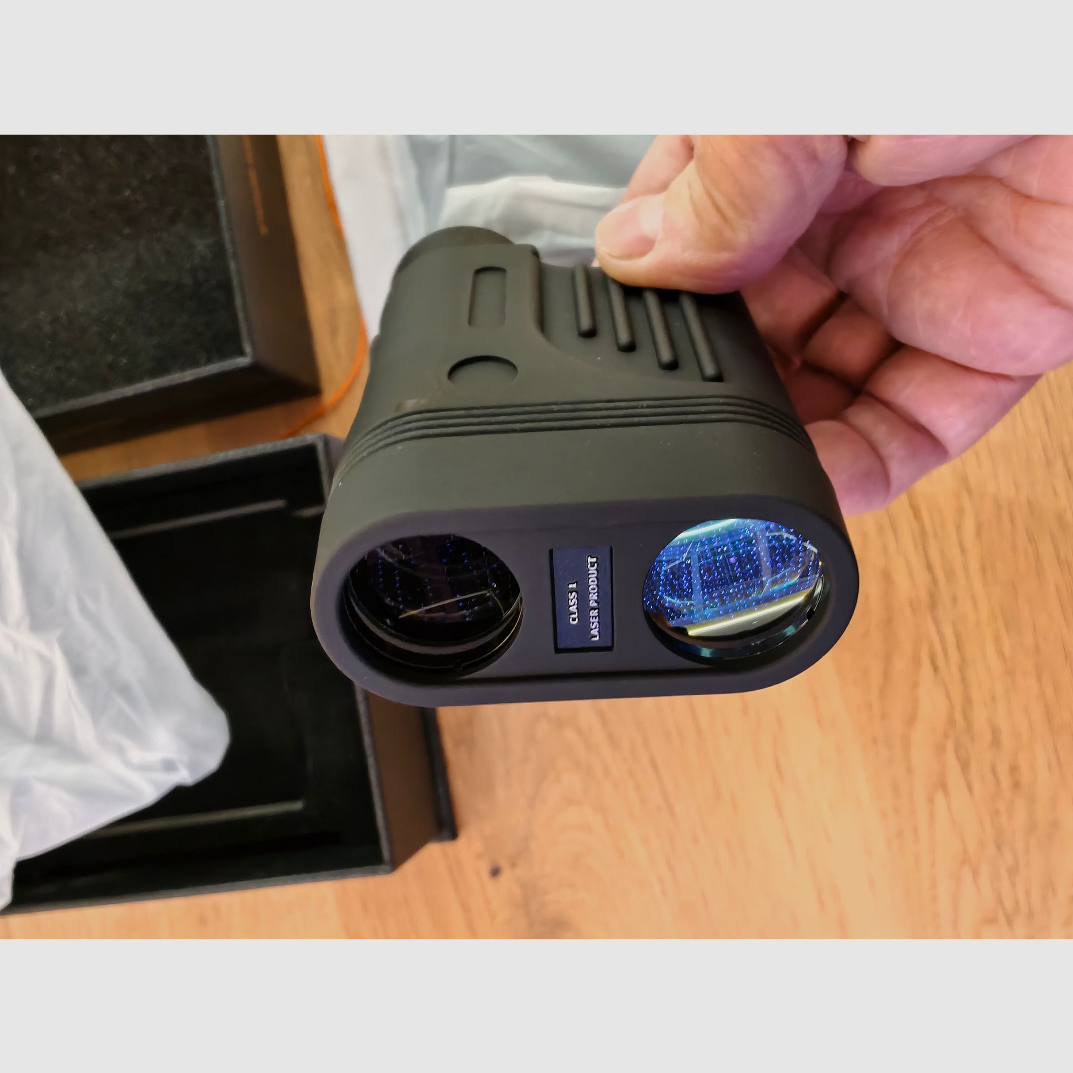 Laser-Entfernungsmesser