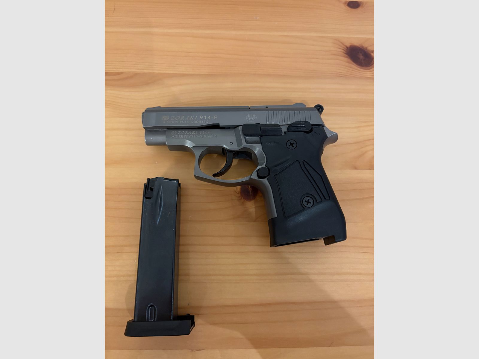 Zoraki 914 pistola de fogueo Titan, imagen 3 de 3