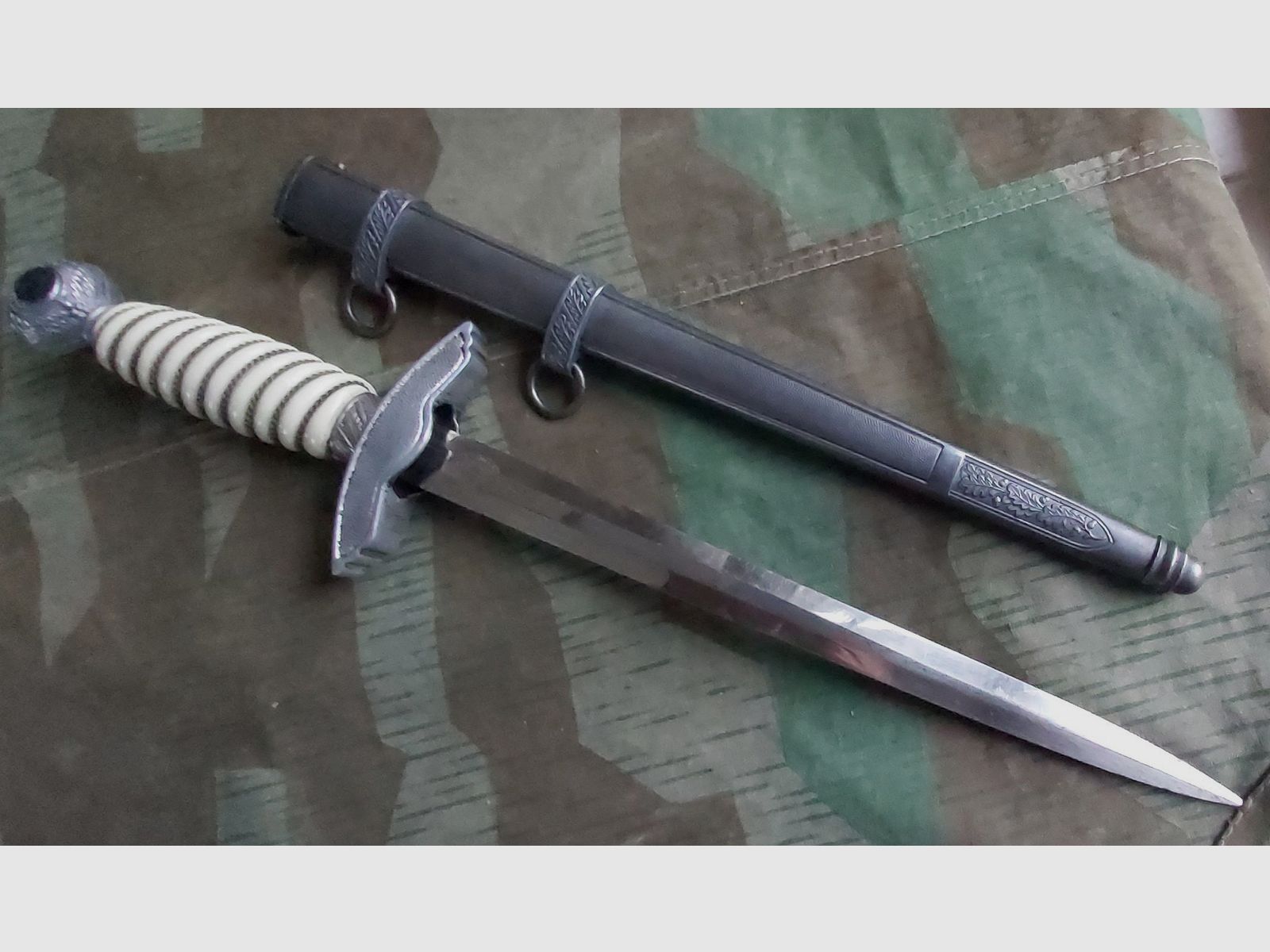 Luftwaffen Offiziersdolch mit Hersteller Paul Weyersberg & Co