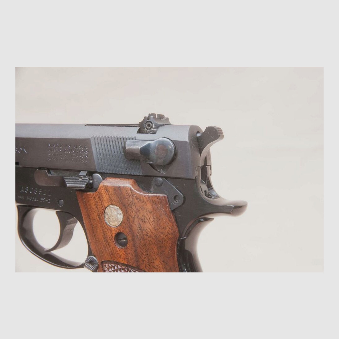 Smith & Wesson 39