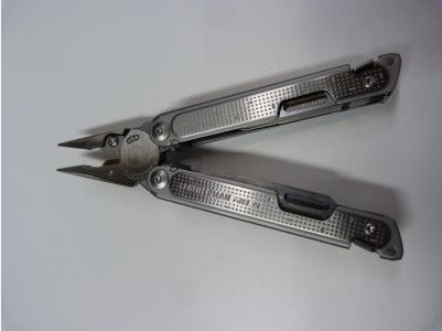 Leatherman free P4