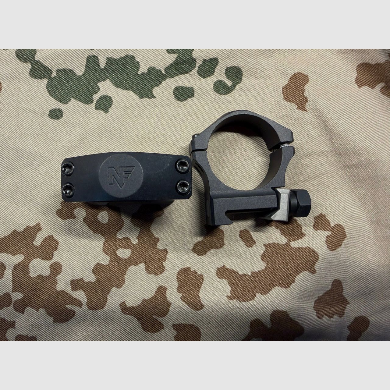 Nightforce ATACR 1-8x24 F1 FDE incluso montaggio anello Nightforce – Ottime condizioni