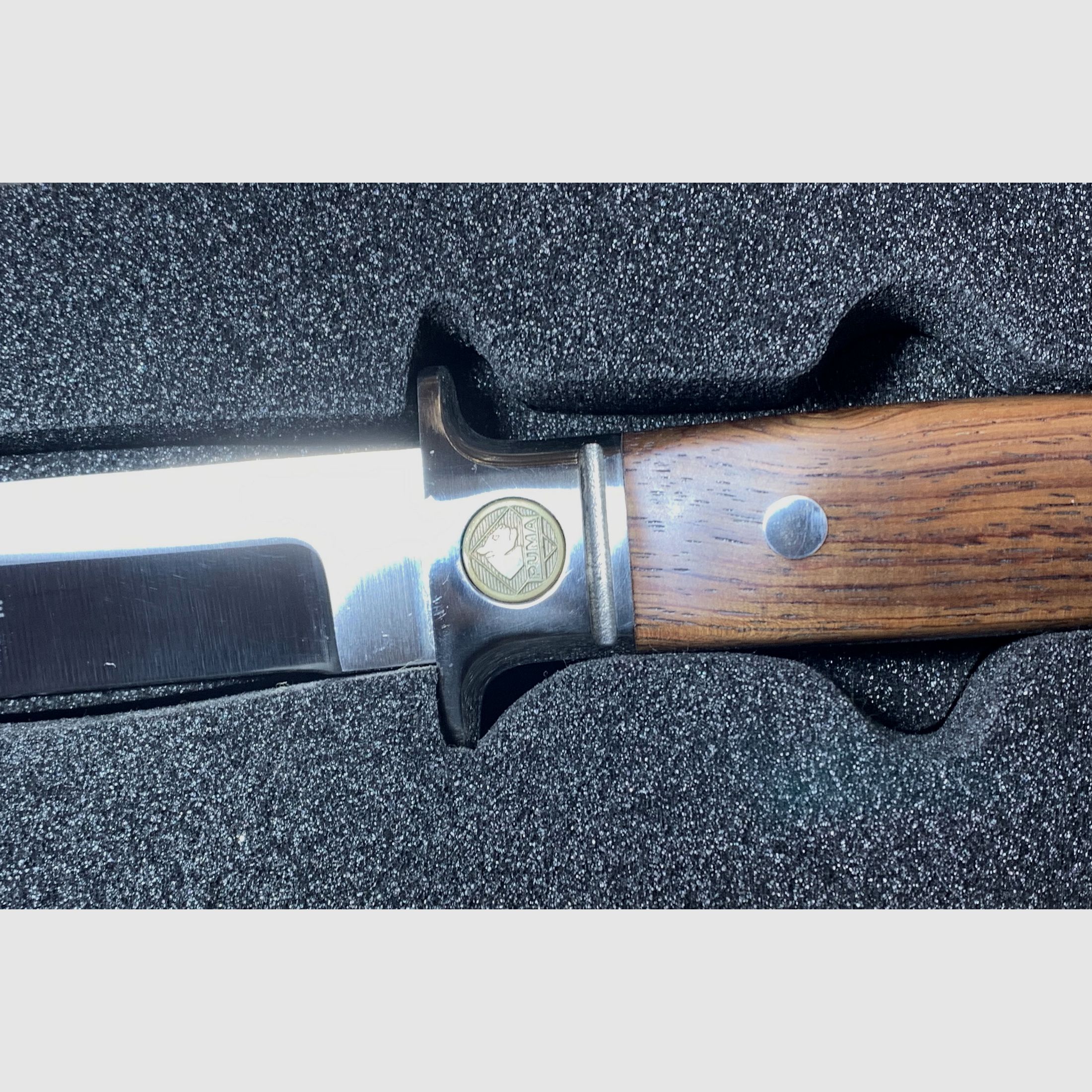 Cuchillo de caza PUMA COUGAR cuchillo de colección de madera