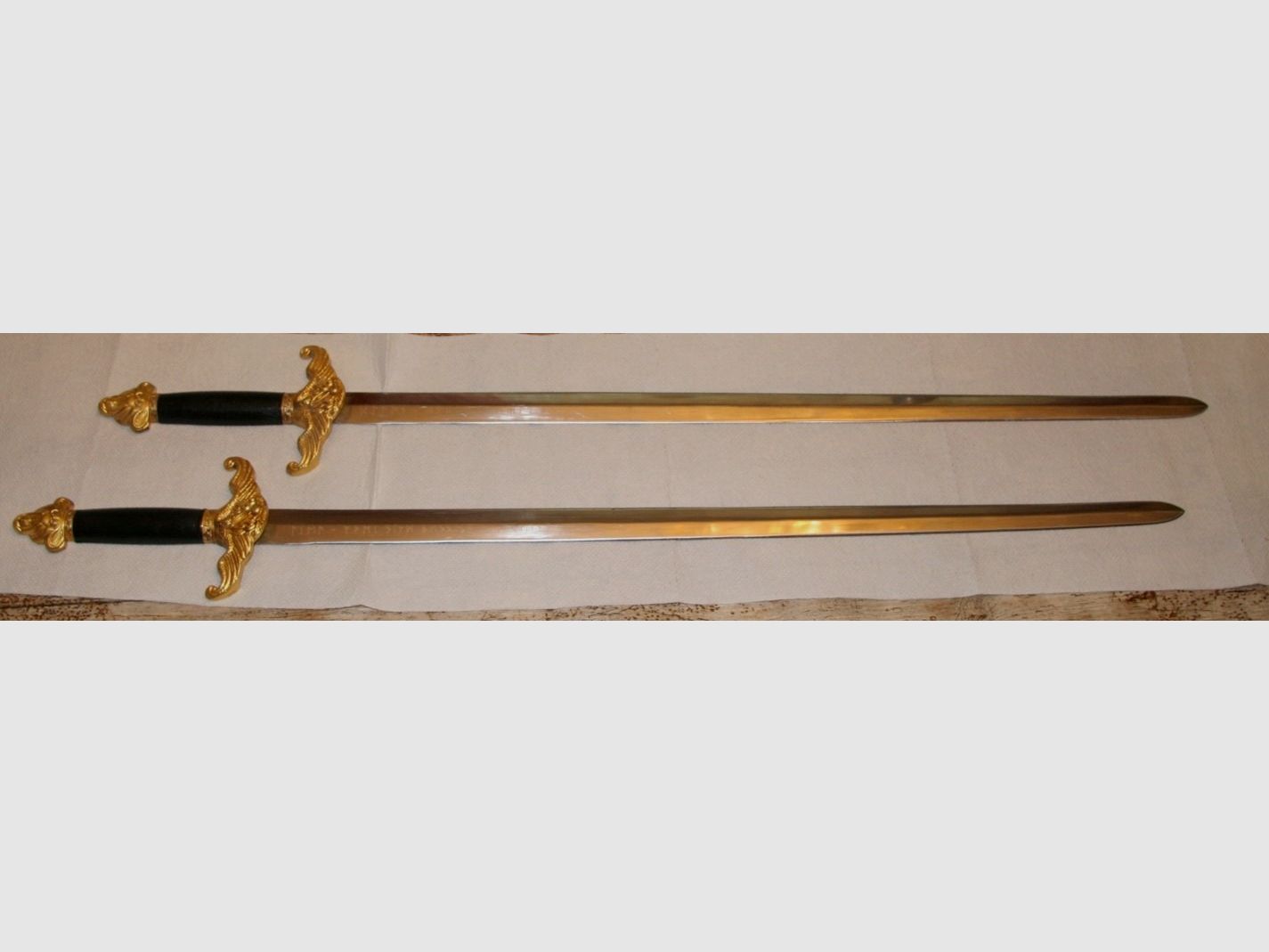 Chińskie podwójne miecze