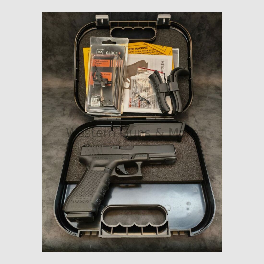 Glock Glock 17 Gen 4 Cal. 9mm Luger Black