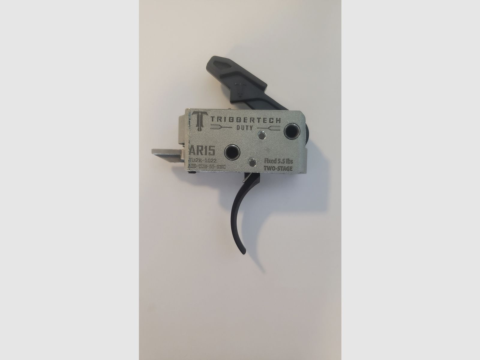 TRIGGERTECH - AR-15 - Grilletto di servizio - Due stadi 5.5lbs (2.500g)
