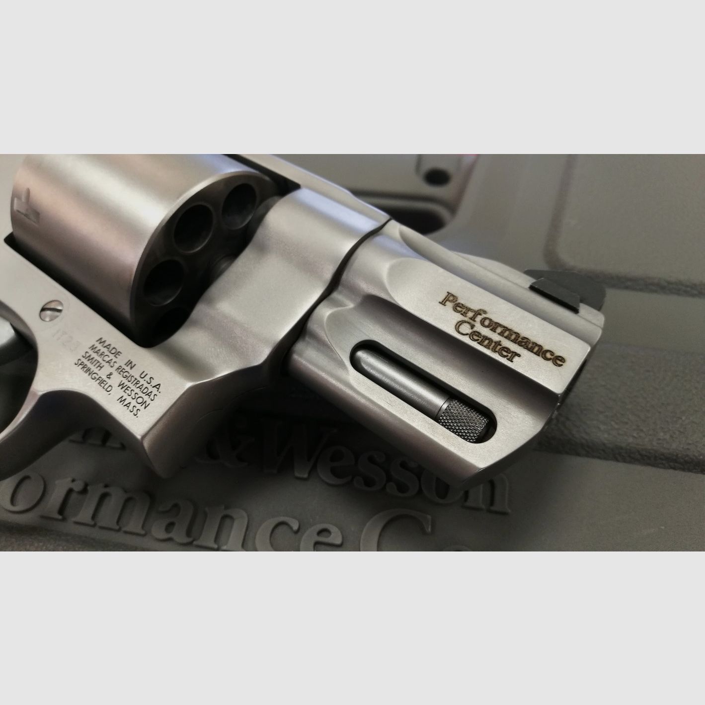 Smith & Wesson 627 Performance Center 8 Schuss 357 Magnum., Bild 3 von 5