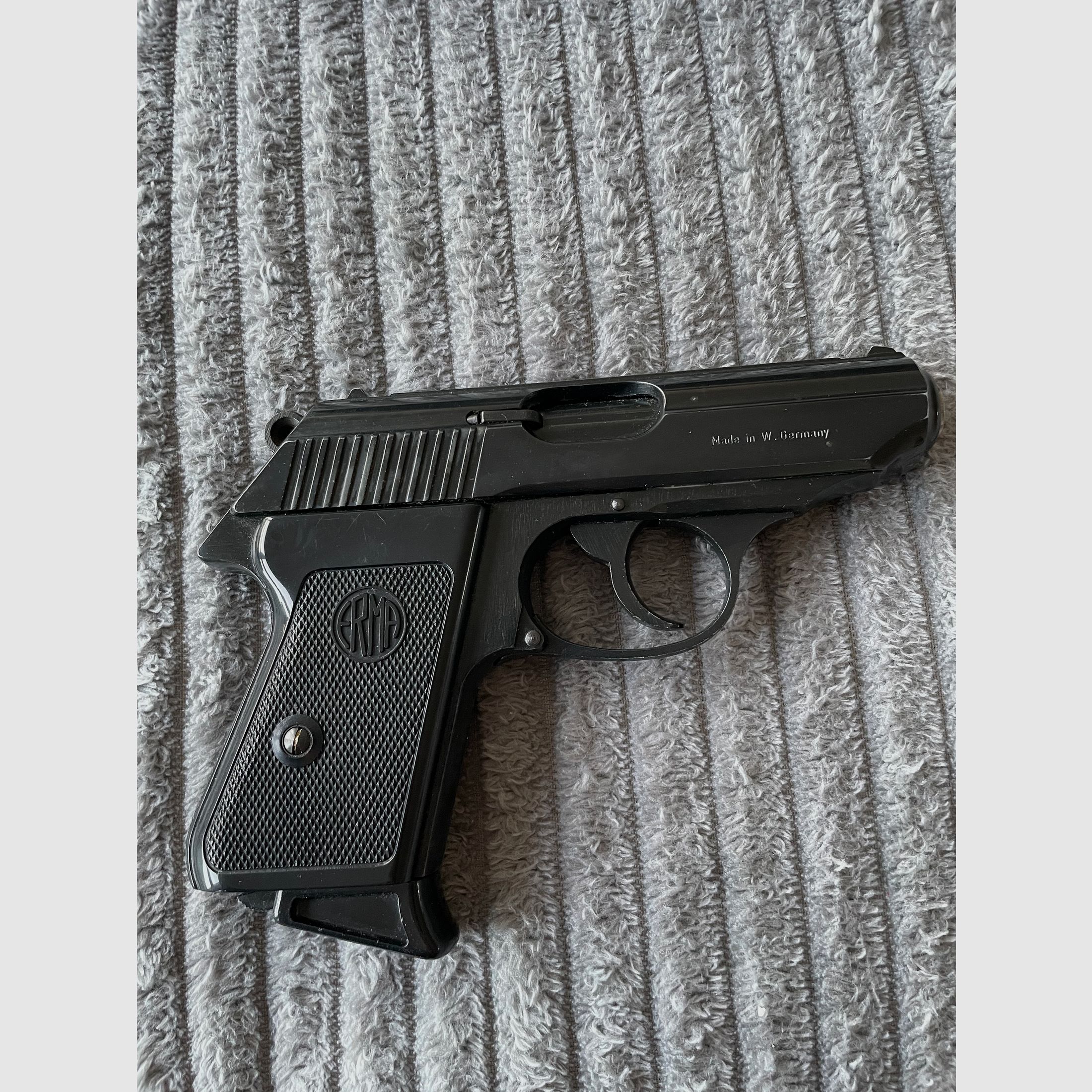 ERMA EGP 75S Kal.8mmK Originele verpakking Ideaal voor verzamelaars Topstaat