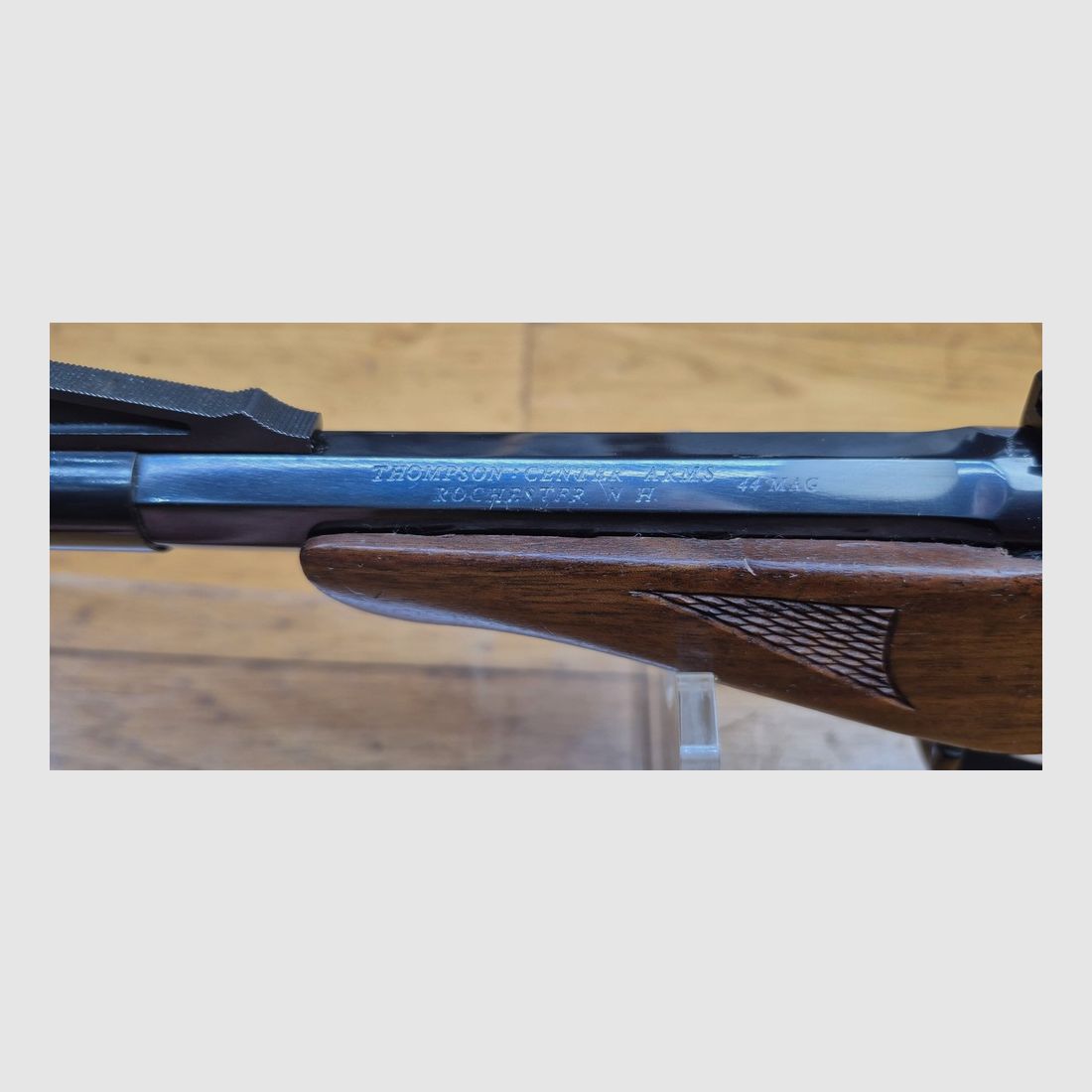 Redoutable Pistole Thompson Center – Modell Contender – Lauf 8 Zoll! – Selten im Kaliber 44 Magnum und 44 Special – Waffe von Rochester aus Ende 1972 – Gute Hölzer – Unverzichtbarer Pachmayr-Griff – Wunderschöner Lauf mit Mündungsbremse – Exzellente Mechanik und Abzug – Schöne Trainings- und Präzisionswaffe – TBE/TBE+, Bild 1 von 29