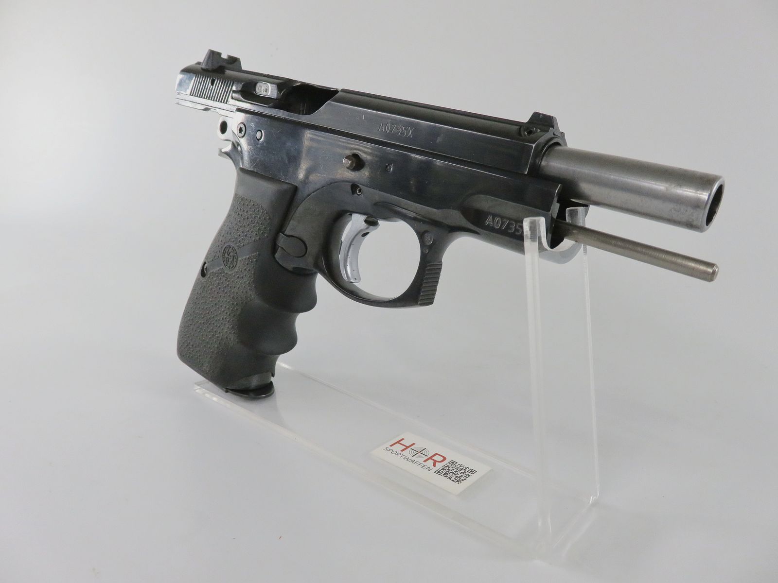 CZ M75 B nel calibro .40 S&W e sistema di cambio 9mm CZ