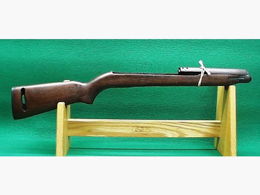 Carabina 30M1 con calcio in legno