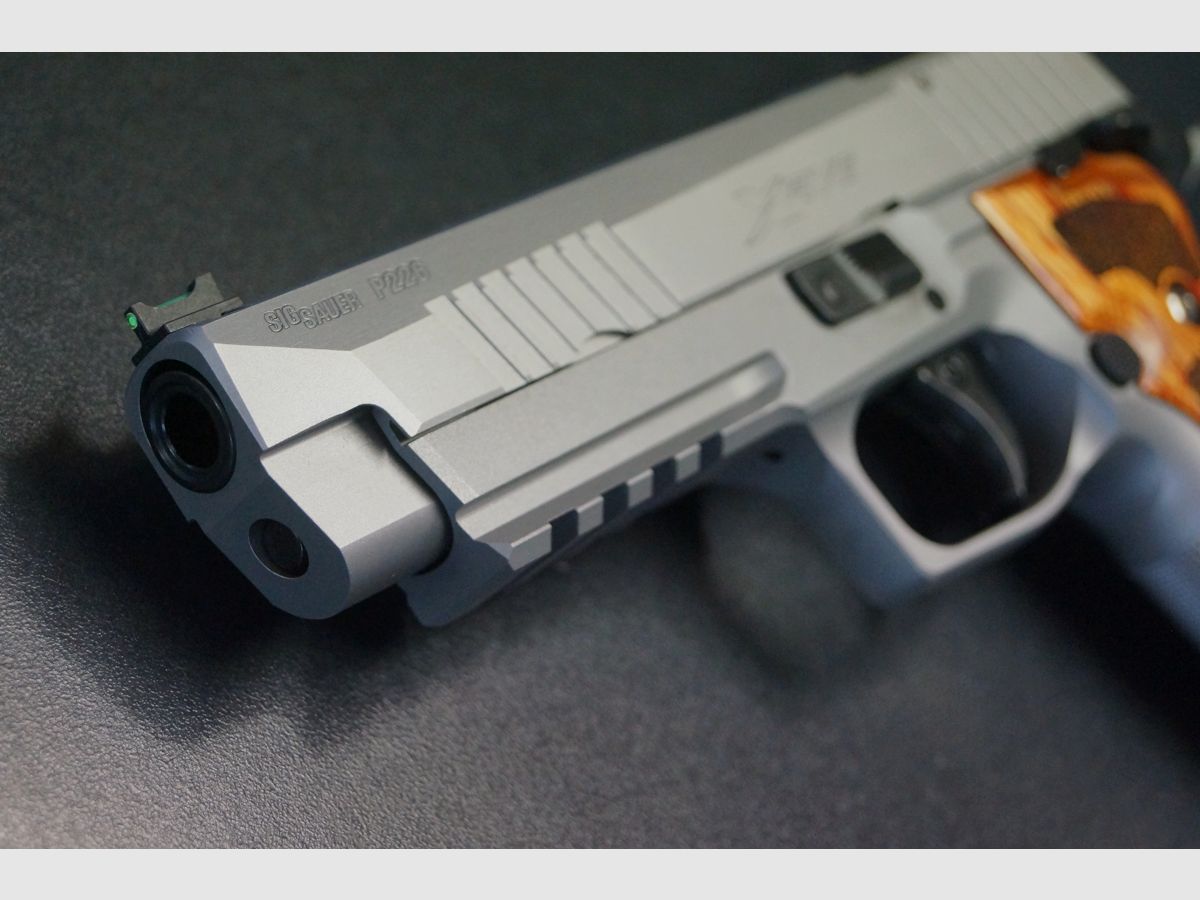 Sig Sauer P226 X-Five Classic, immagine 7 di 8