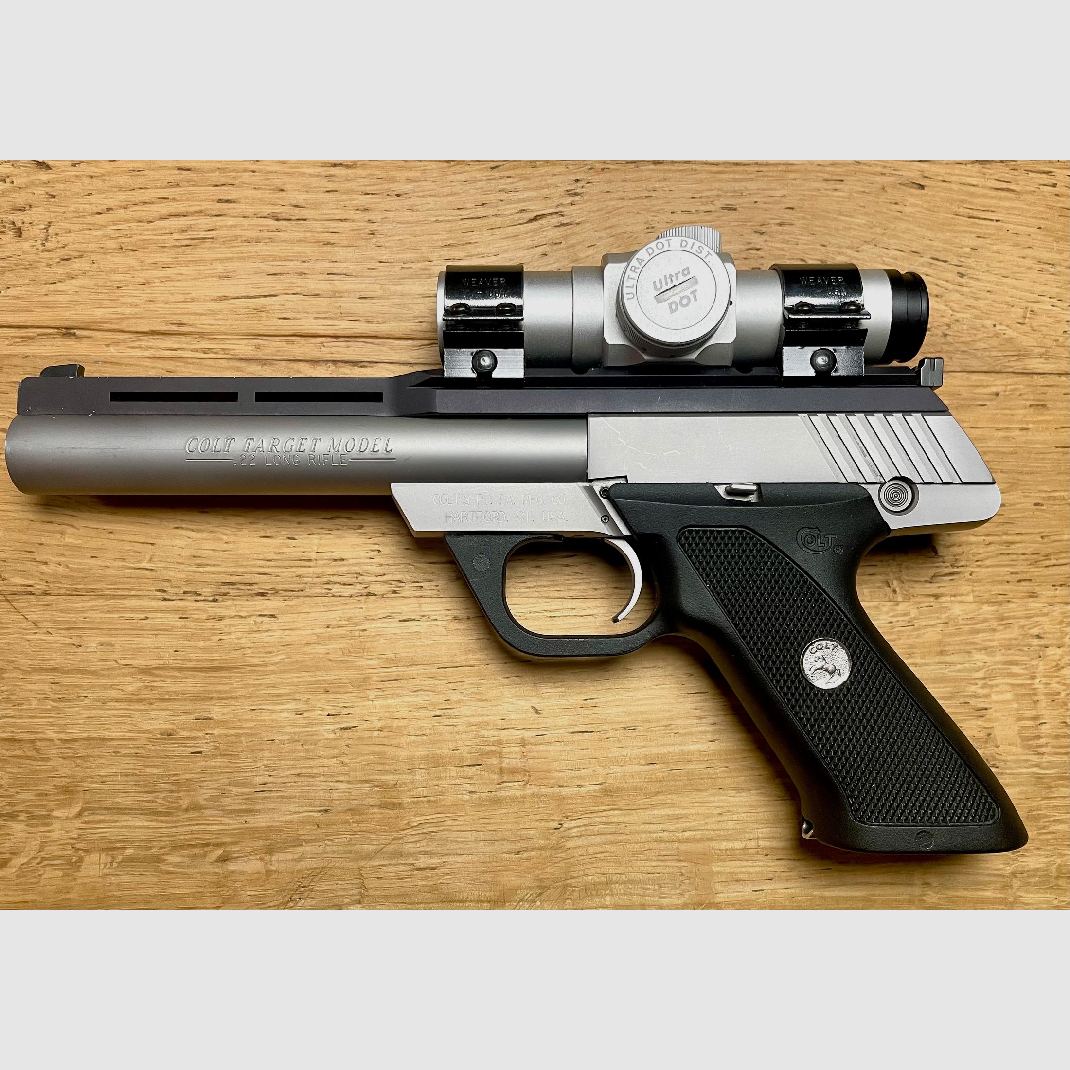 Colt Target pistol model .22lr bull barrel with Red Dot Ultra Dot Dist