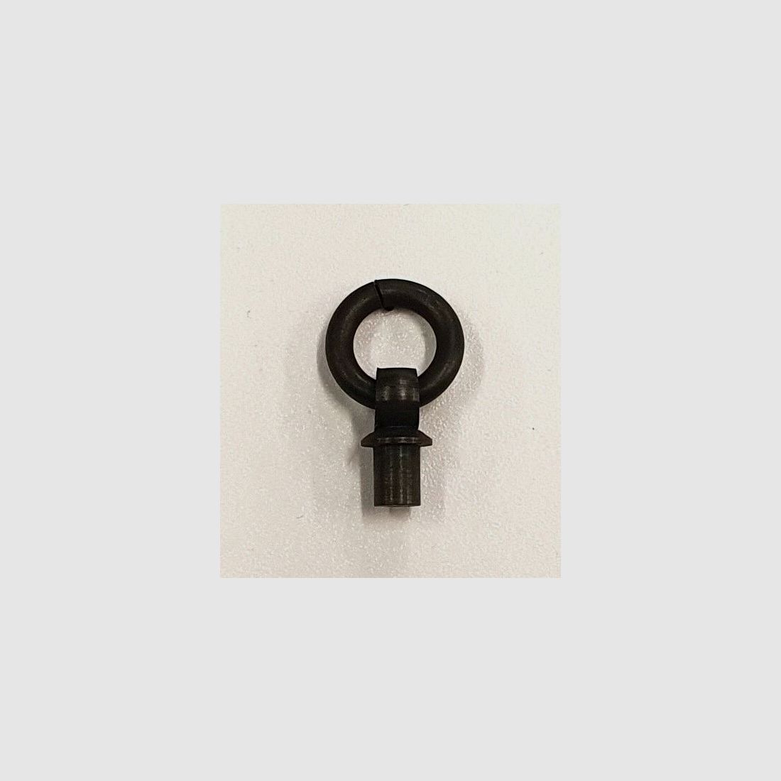 MAB [28] œillet de sangle pour PISTOLET AUTOMATIQUE MAB BREVETE MODELE C / D pièce d'origine, comme neuve