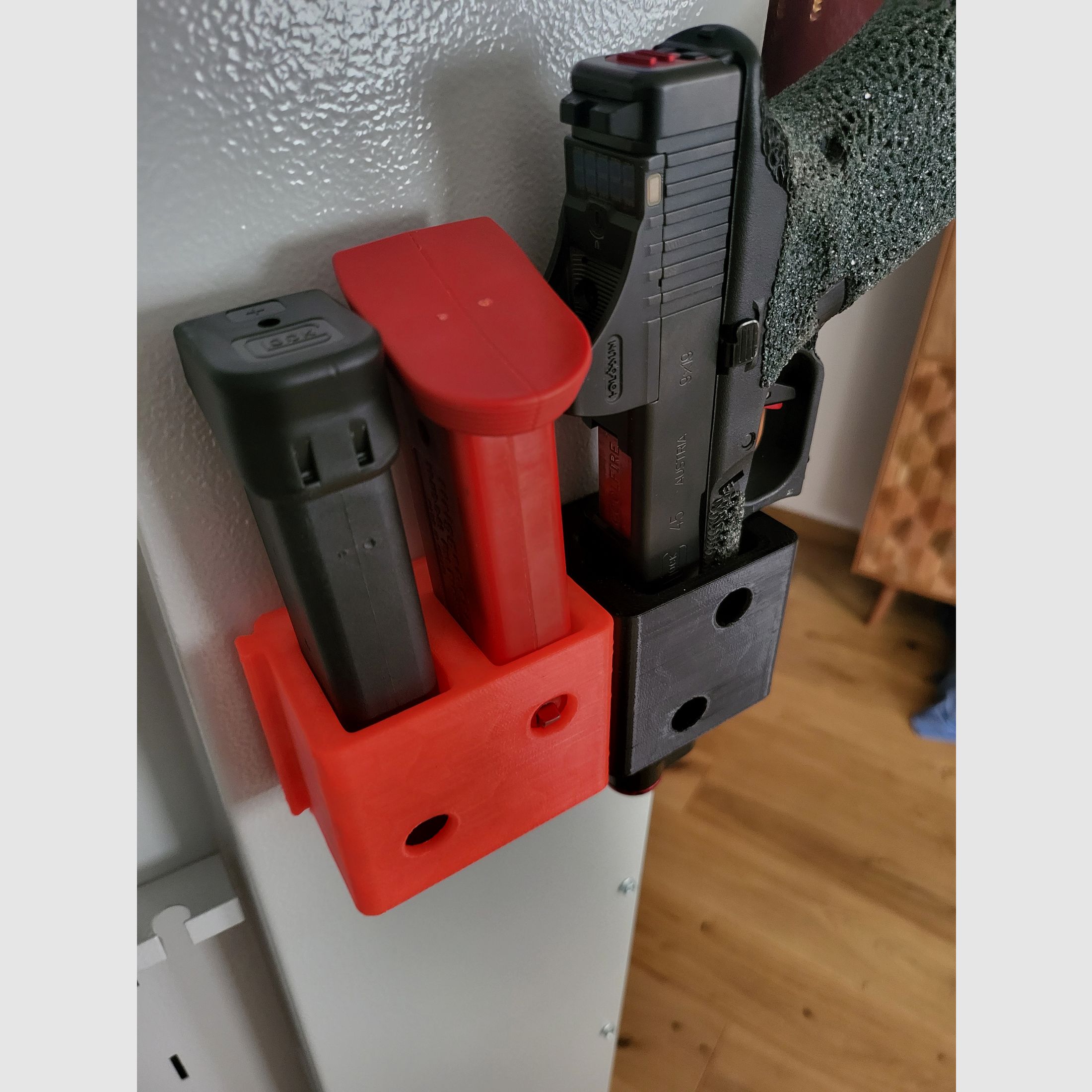 2x MAGAZIN Kurzwaffe Pistole Universal Halter universal Waffenschrank Organizer Magnet rutschfest