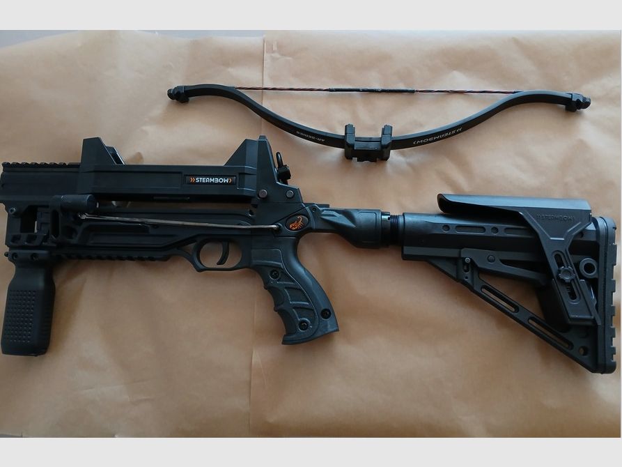 Steambow AR Series M10 Tactical Crossbow in like new condition, afbeelding 1 van 2