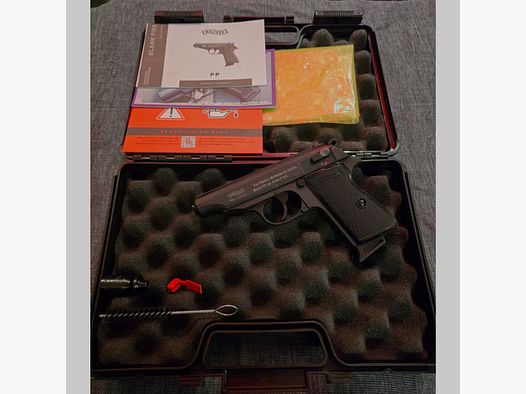 Walther PP 9mm Schreckschuss