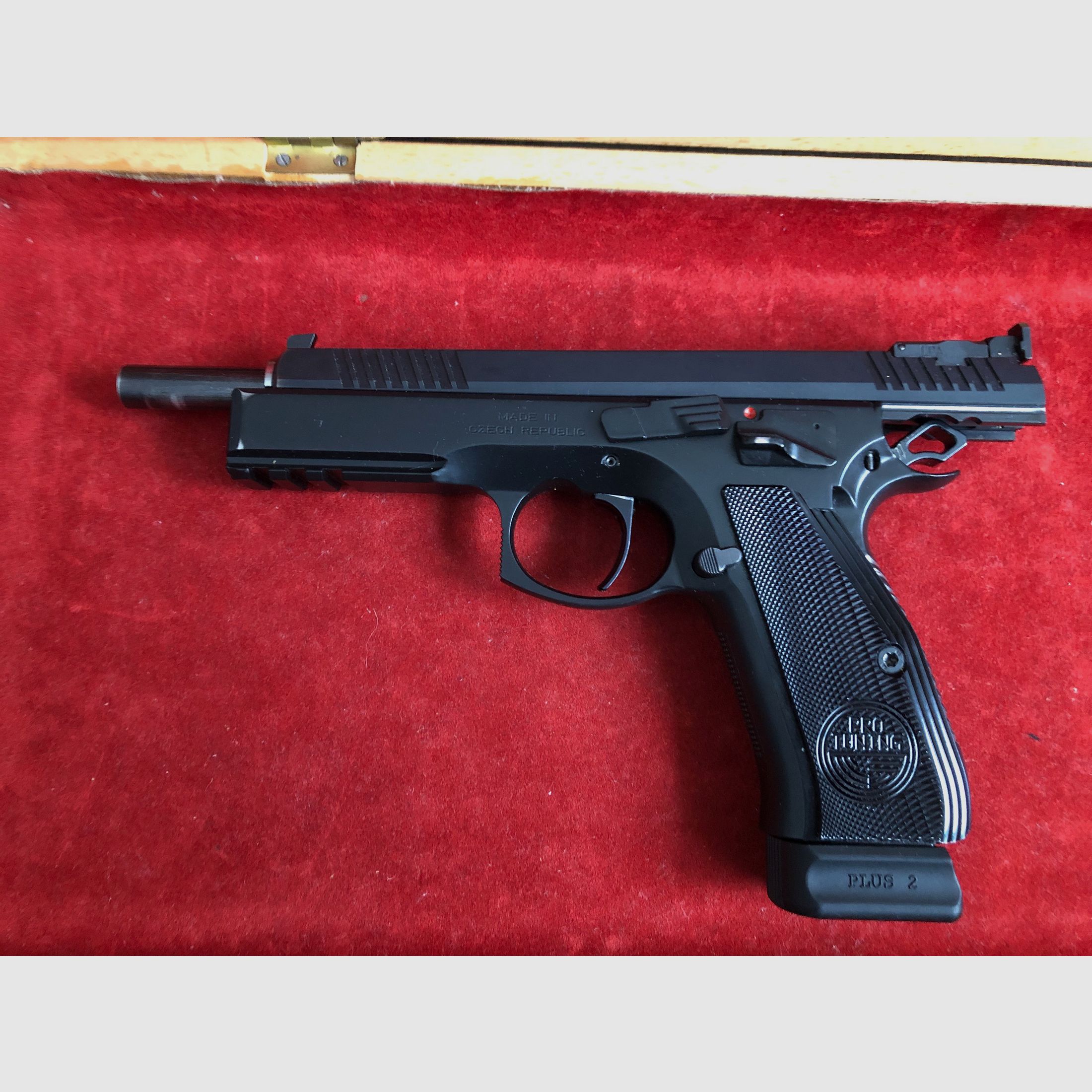 Pistol of the type CZ Taipan Pro Tuning in caliber 9 mm Luger