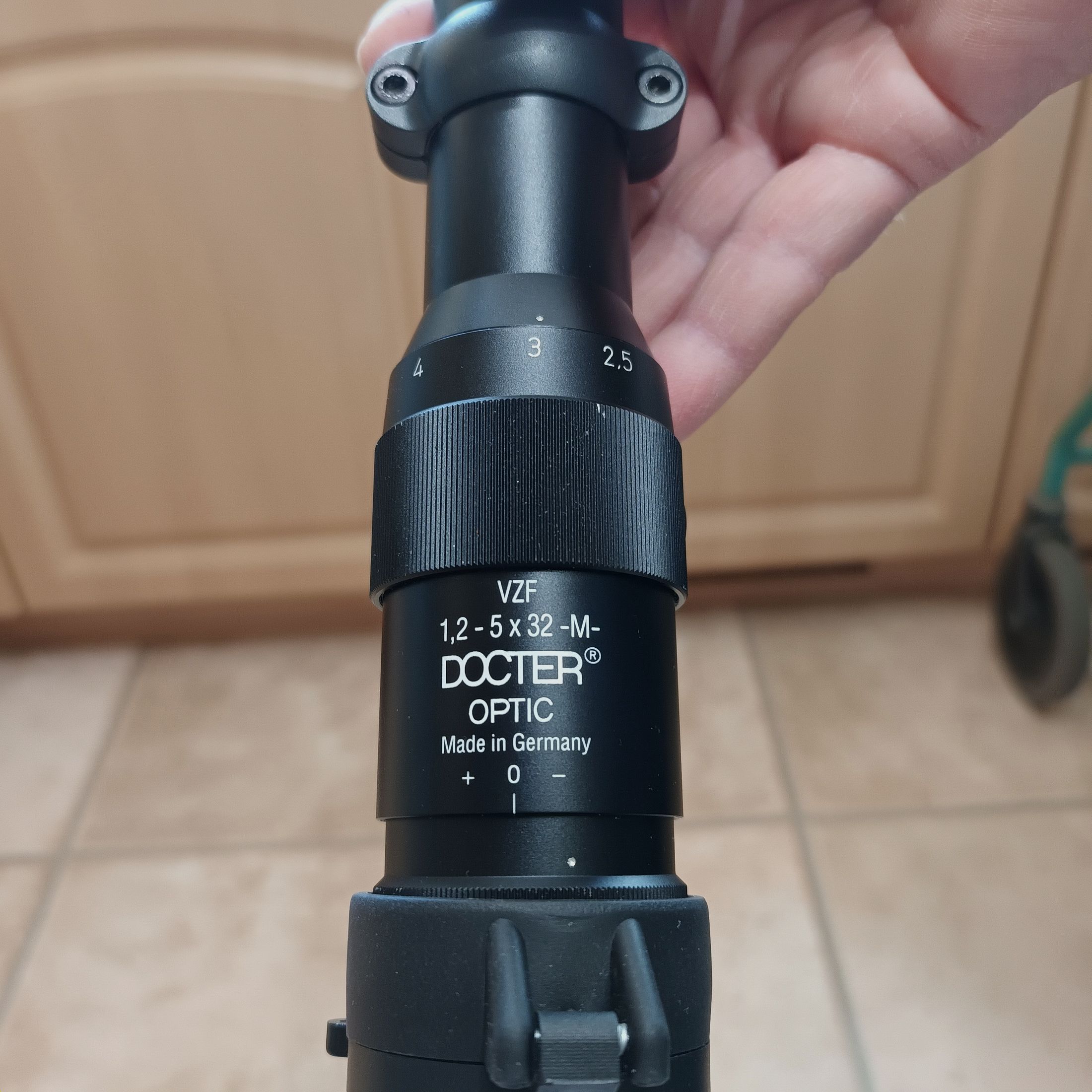 Zielfernrohr Doctor Optic 1,2-5x32 