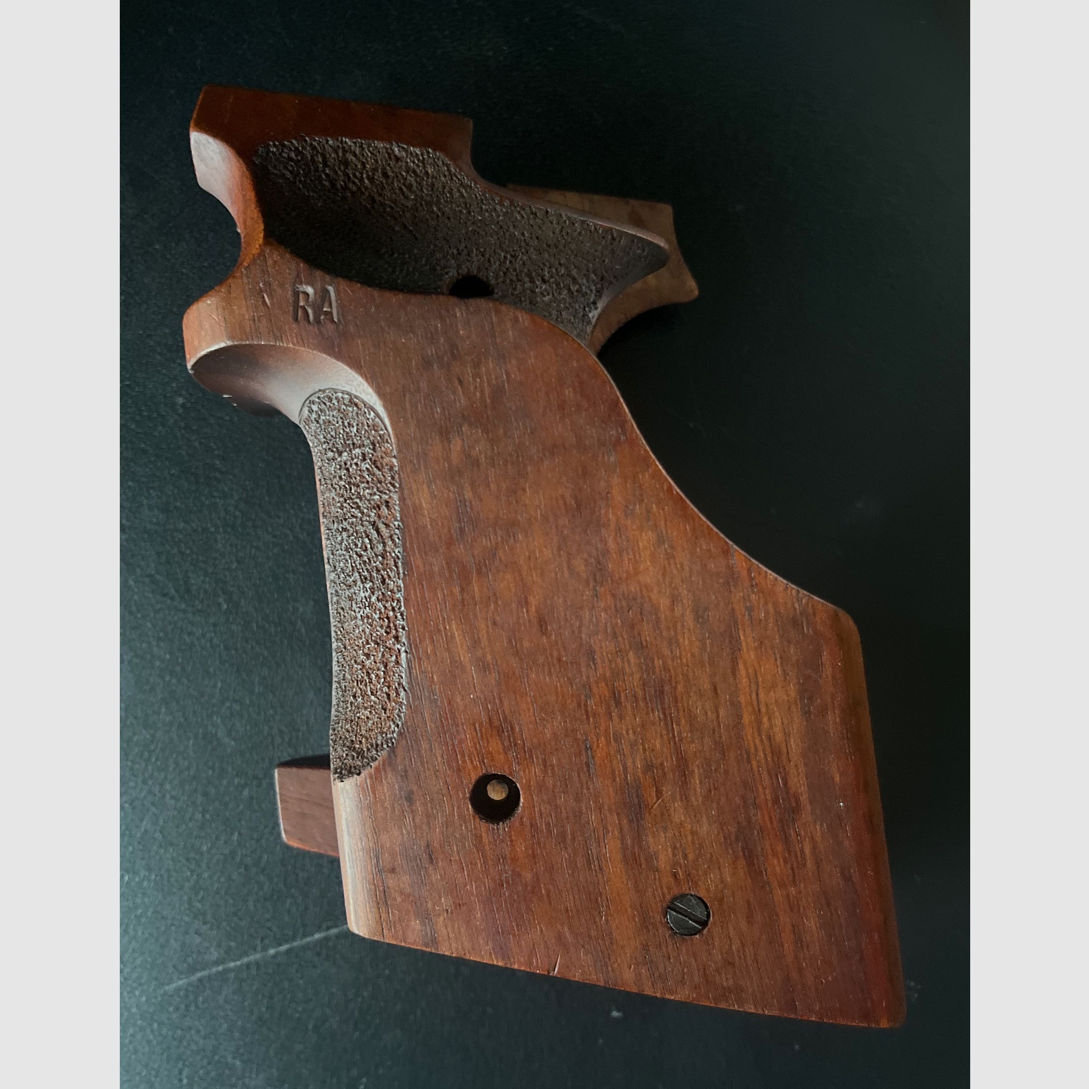 KN Nill Griff für S&W Modell 422 / 622 / 2266 / 2213 / 2214 / 2206 rechts, verstellbar mit Fingerrillen Rechtshändig