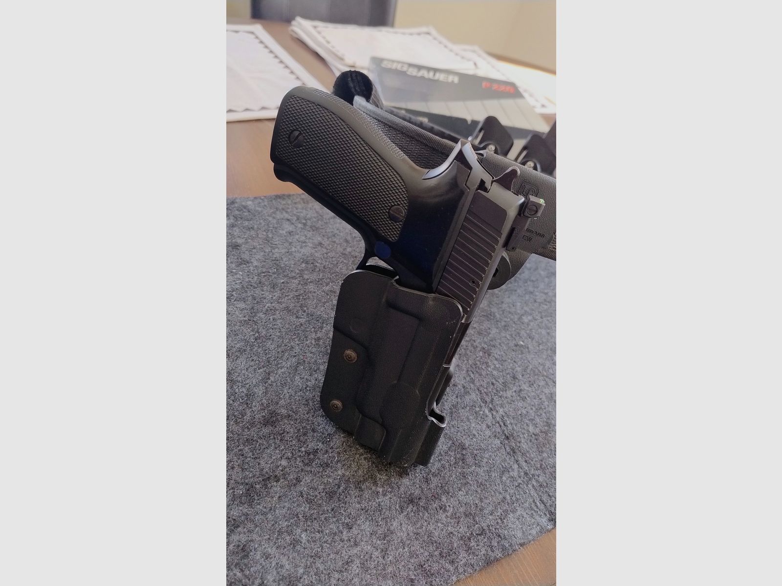 SIG P226 avec accessoires complets, image 15 sur 18
