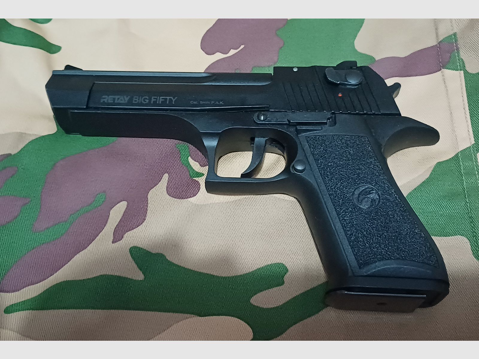 Blank firing pistol RETAY BigFifty PTB 1074 black