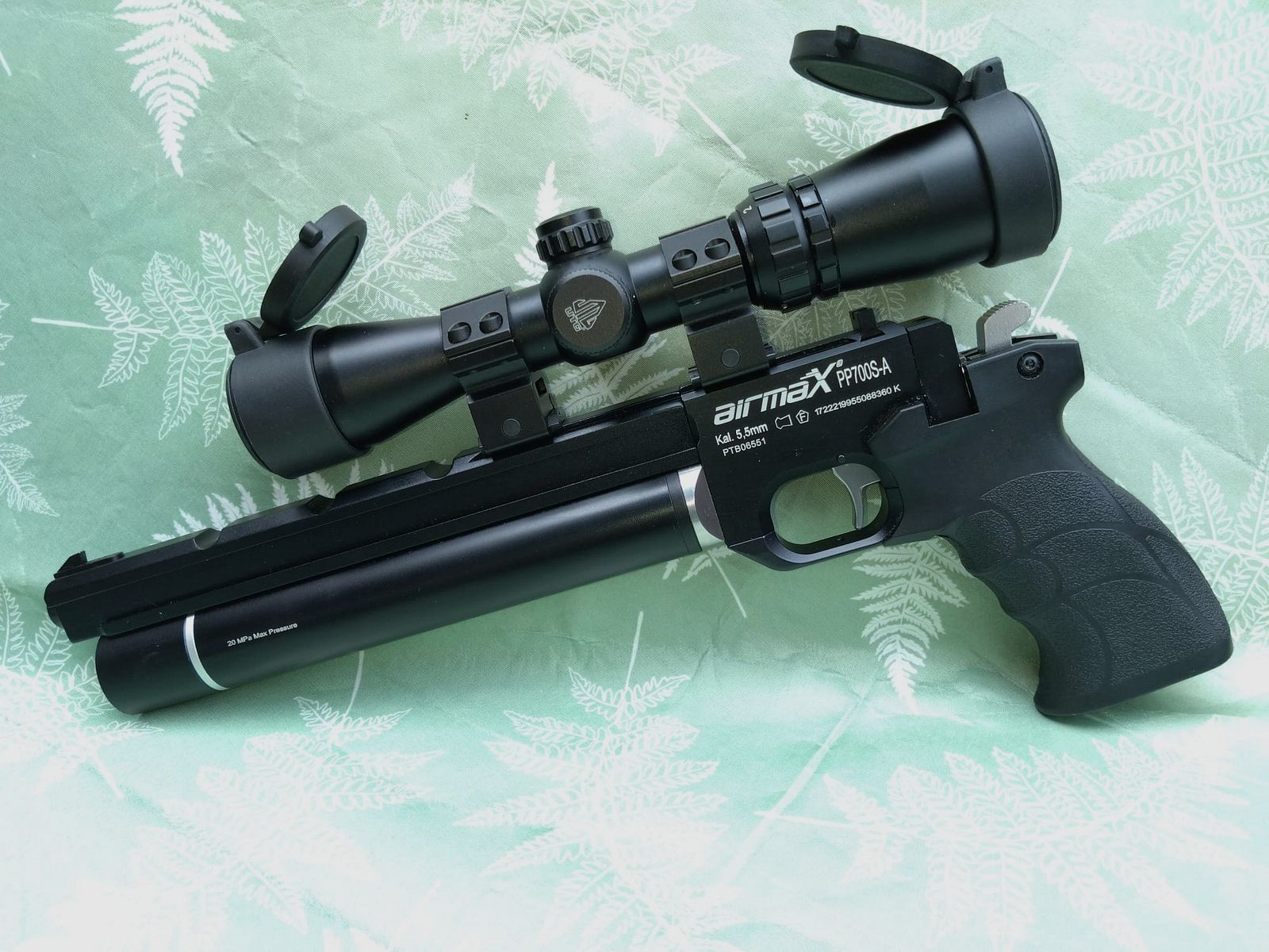 Telescopio de mira para pistola UTG 2-7x32 - absolutamente nuevo sin signos de uso