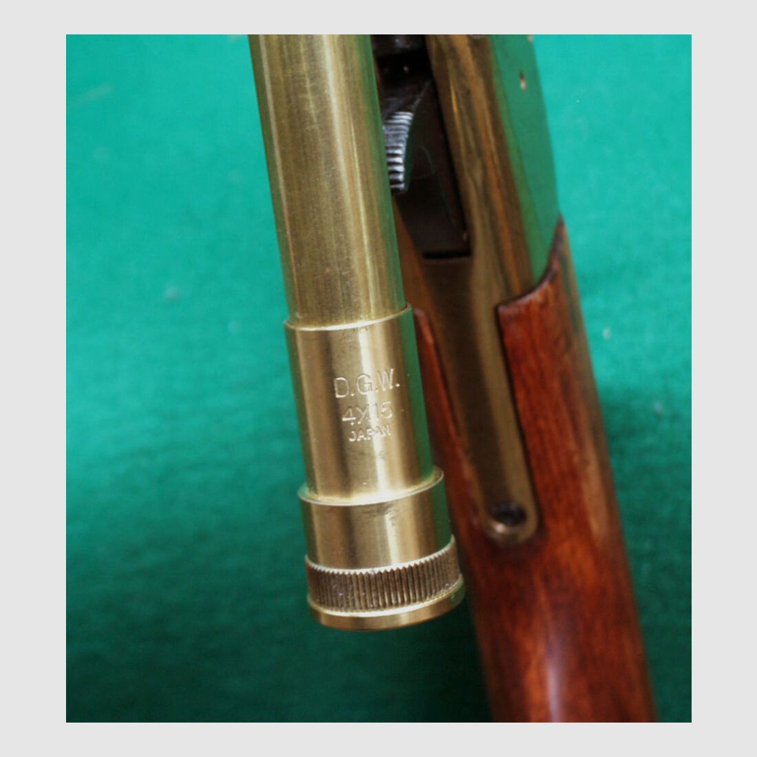 Denix Dekogewehr 1860 Henry, mit Zielfernrohr