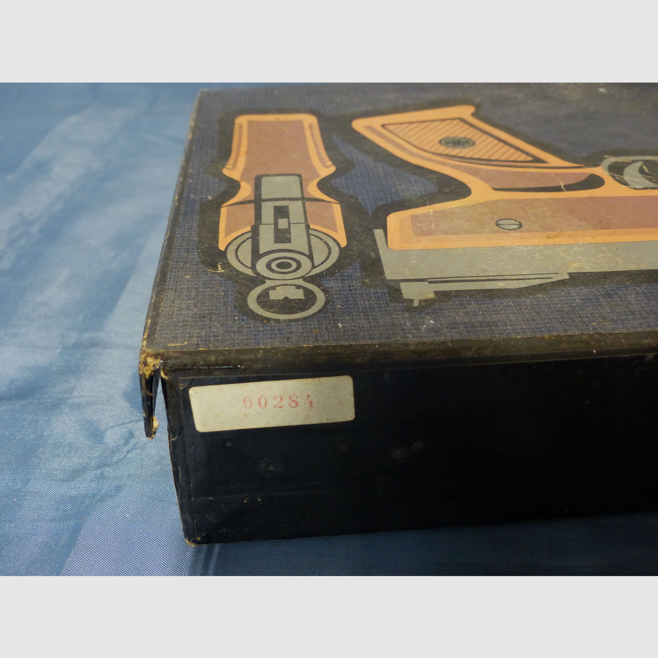 Weihrauch HW 70 air pistol 4.5 mm Diabolo without F with original packaging serial number 284