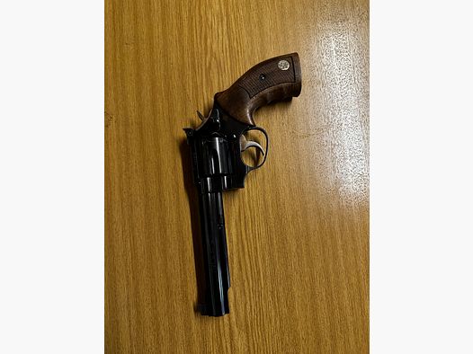 Manhurin MR 73 Sport, Cal. .357 Magnum, 6 Zoll Lauf,