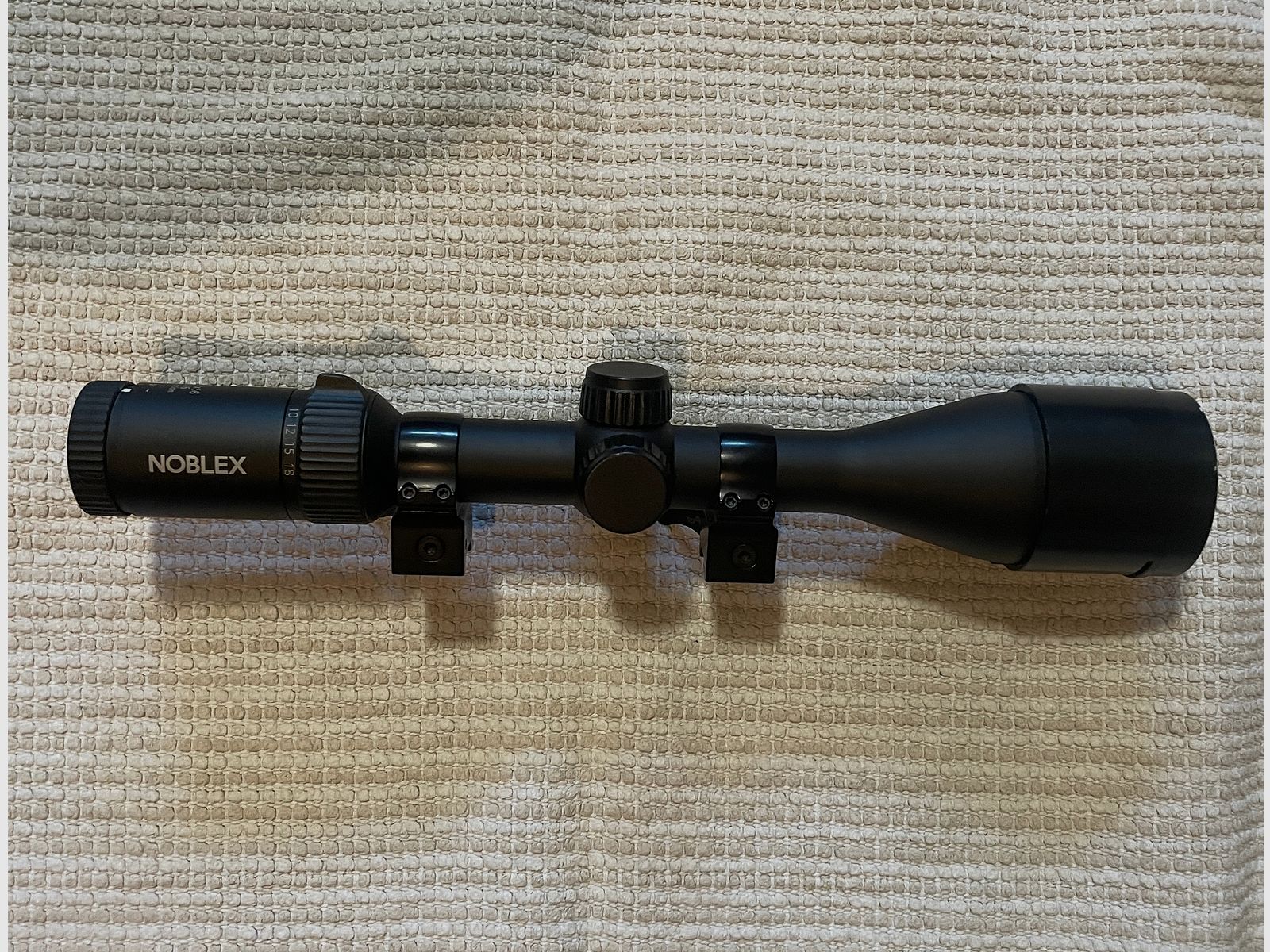 Noblex Inception NZ6 3-18 Abs.41 e adattatore di Präzise Jagen