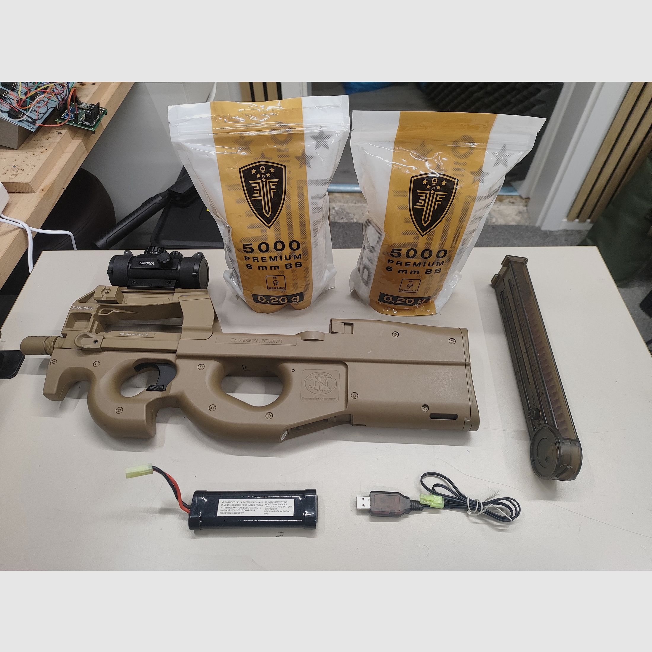 GSG FN P90 Maschinengewer Softair 6mm BB