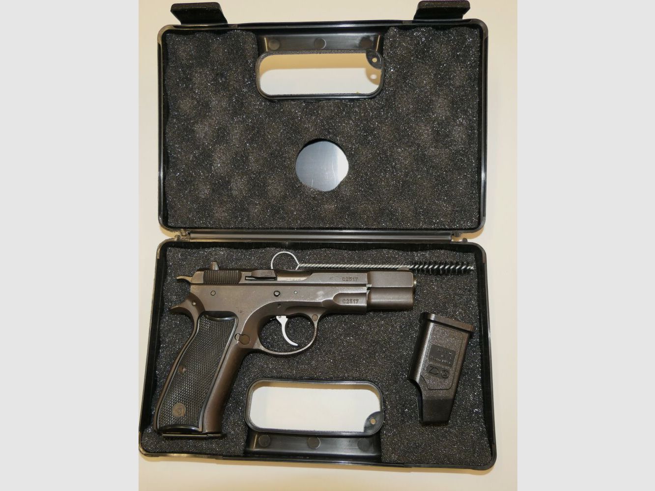 CZ Halbautomatische Pistole, CZ75, 9x19mm; 9mm Para; 9mm Luger