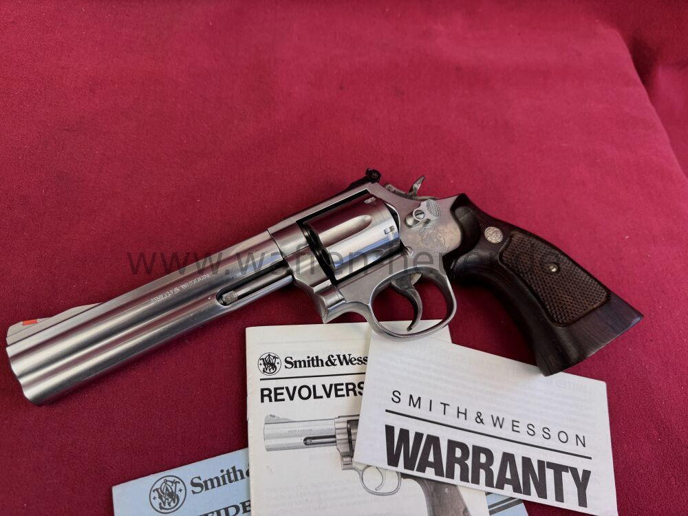 Smith & Wesson 686 en acier inoxydable