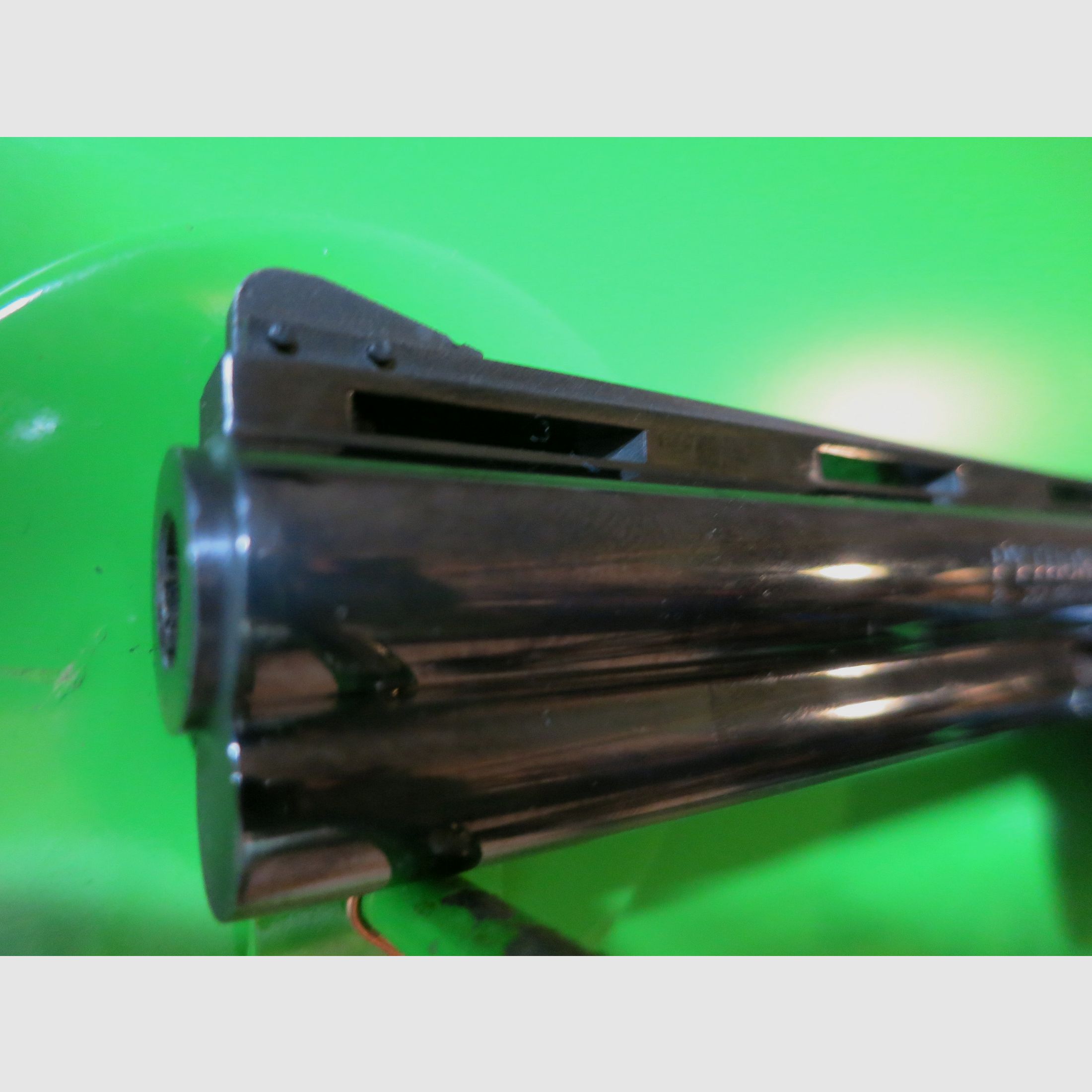 1985 COLT PYTHON, Royal Blue, .357 Magnum, 6" Lauf, Gummi-Sportgriff   #19-