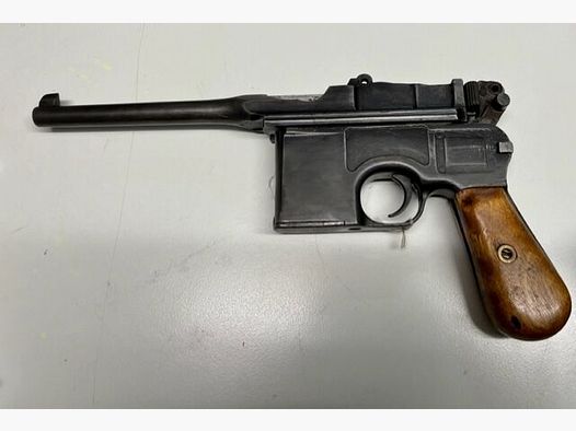Pistola de comisión MAUSER C96